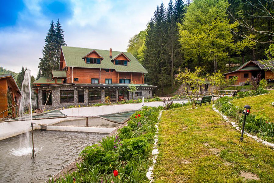 Отель Hadar Chalet Бузэу Экстерьер фото